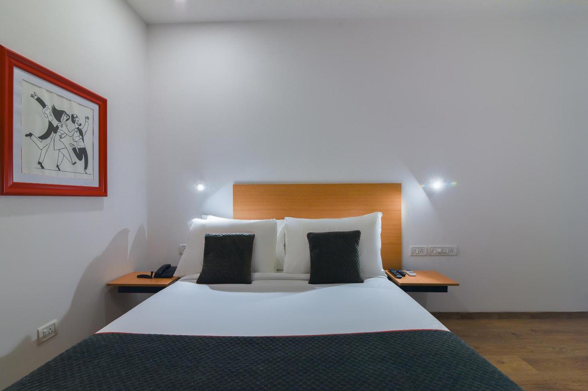 Super Townhouse Spruce Hotels Bellandur Bangalore Exterior photo